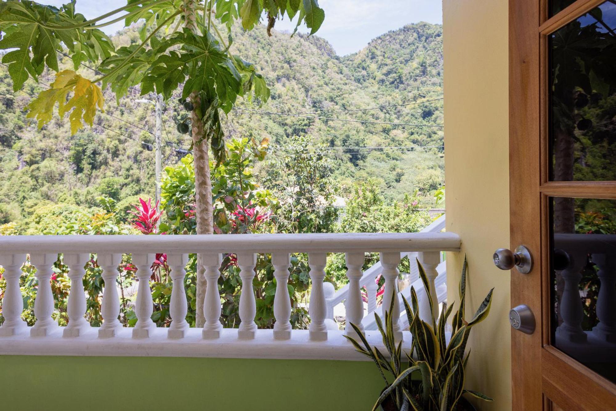 Rosehill Apartment Soufriere Экстерьер фото